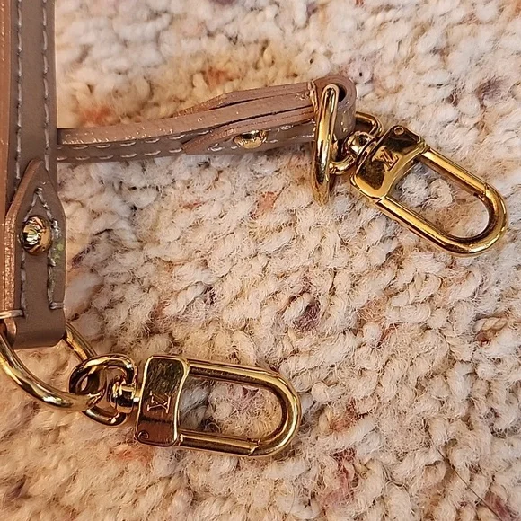 Louis Vuitton Vernis Champagne Tan Beige Patent Leather Small Gold Purse Strap - Picture 3 of 6